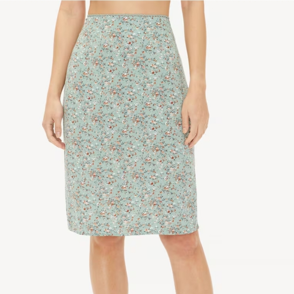 Aeropostale Floral Sage Midi Skirt